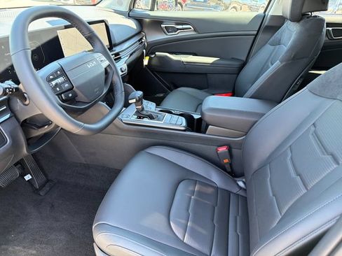 New 2026 Kia Sportage SX FWD image 9