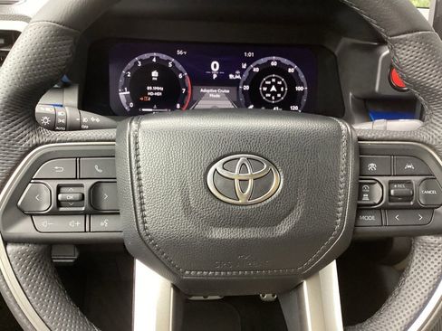 Used 2024 Toyota Tacoma TRD Sport image 18