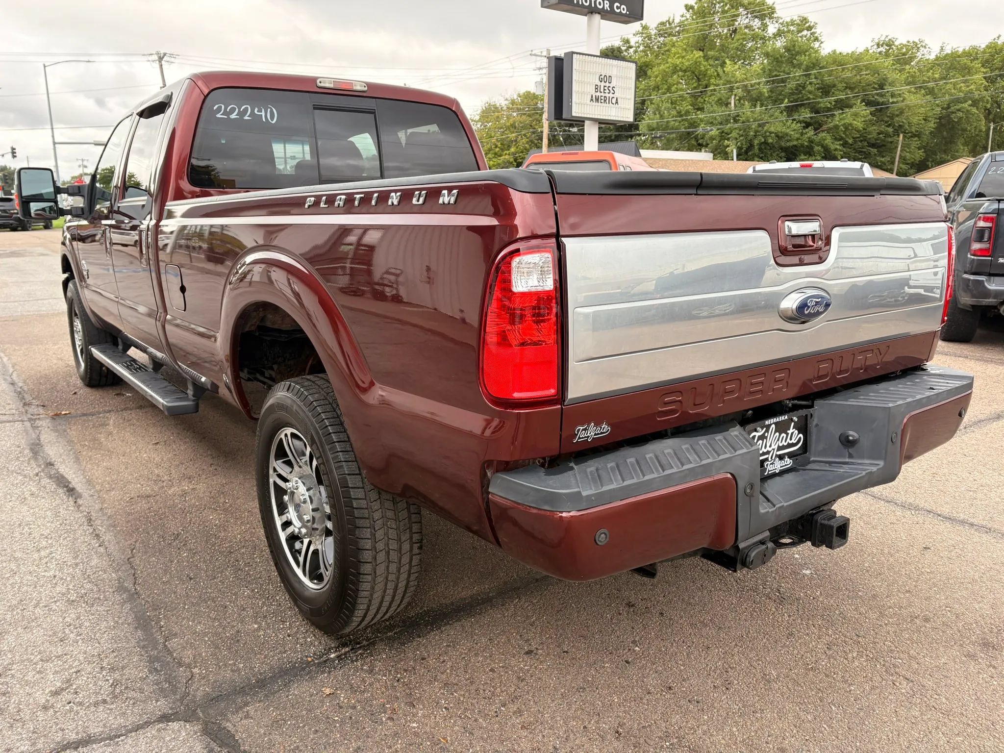 Used 2015 Ford F350 Platinum w/ Platinum Package AWD/4WD image 5