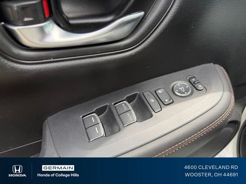 Used 2024 Honda HR-V Sport image 15