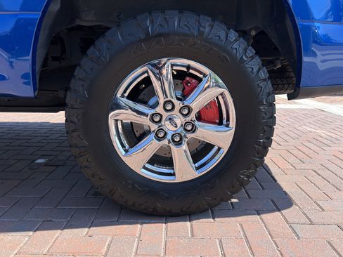 Used 2018 Ford F150 XLT w/ Equipment Group 302A Luxury AWD/4WD image 13