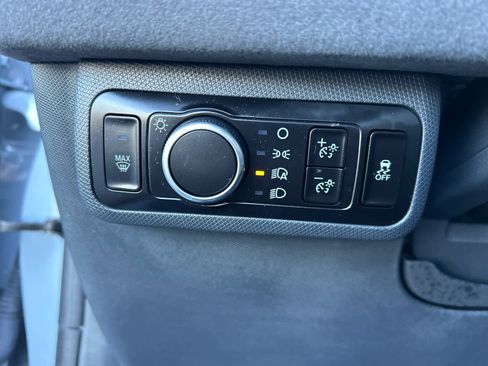 Used 2025 Ford Mustang Mach-E GT image 28