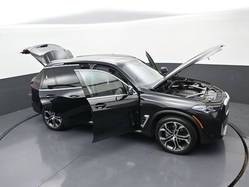 Used 2026 BMW X5 xDrive40i AWD/4WD image 37