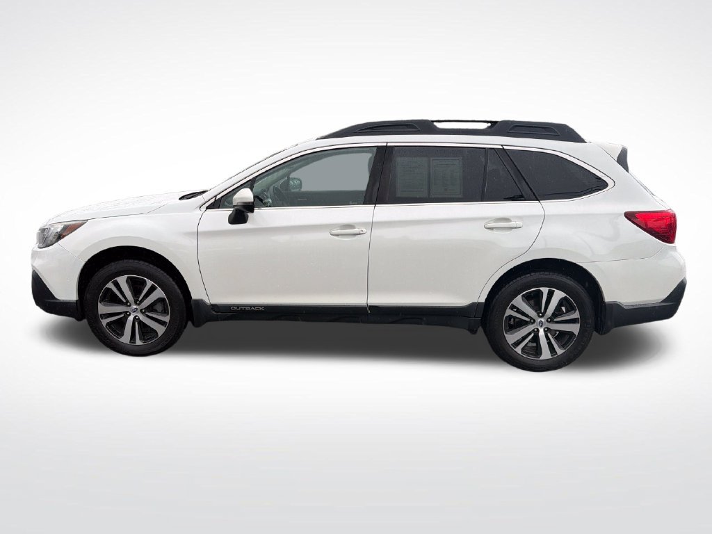 Used 2018 Subaru Outback 2.5i Limited AWD/4WD image 11