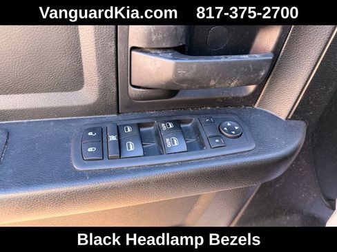 Used 2018 RAM 1500 Express image 19