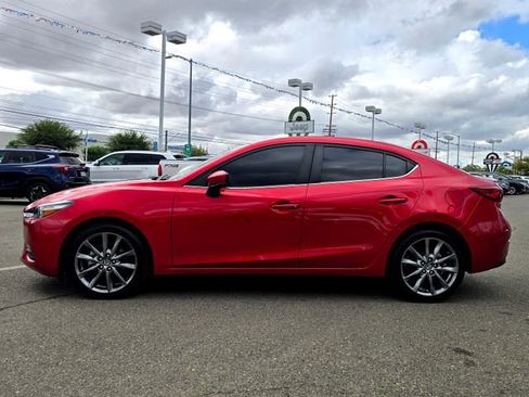 Used 2018 MAZDA MAZDA3 Touring image 8