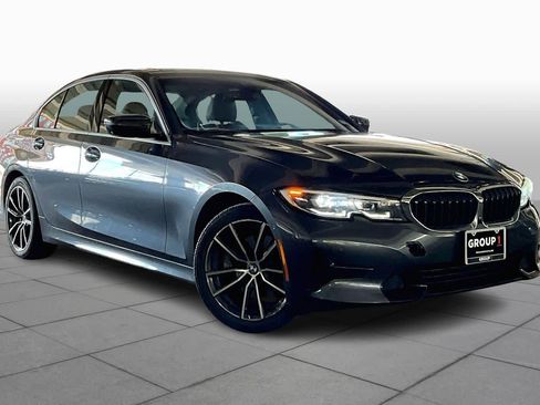 Used 2019 BMW 330i Sedan w/ Convenience Package image 2