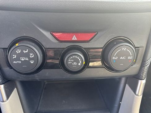 Certified 2023 Subaru Forester Premium image 28