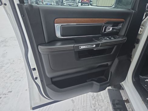 Used 2013 RAM 1500 Laramie w/ Convenience Group image 11
