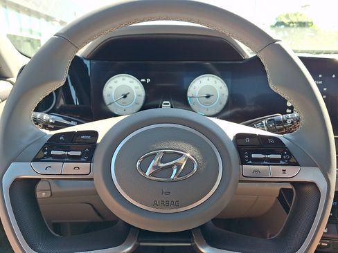 Certified 2023 Hyundai Elantra SEL w/ Convenience Package FWD image 18