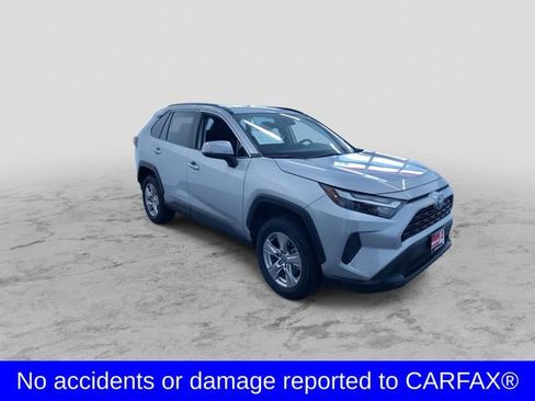 Used 2025 Toyota RAV4 XLE image 3