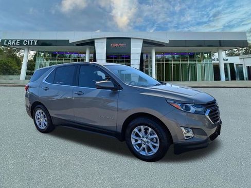Used 2019 Chevrolet Equinox LT image 1