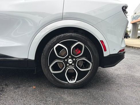 Used 2023 Ford Mustang Mach-E GT image 30