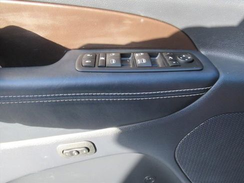 Used 2016 Jeep Grand Cherokee Overland w/ Trailer Tow Group IV image 20