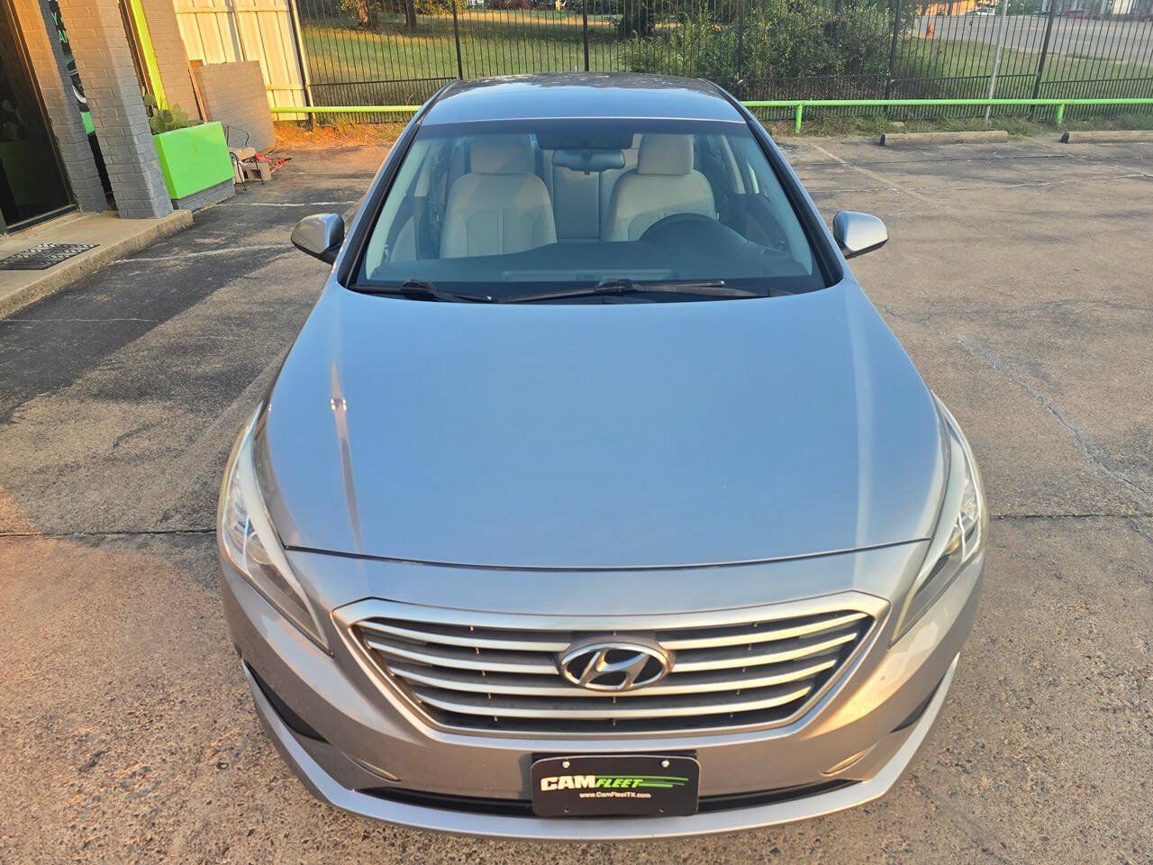 Used 2016 Hyundai Sonata SE FWD image 4