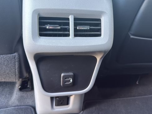 Used 2020 GMC Terrain SLT w/ Preferred Package FWD image 23