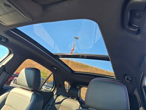 Certified 2024 Chevrolet Equinox RS image 12