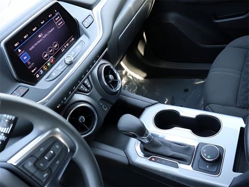 Used 2022 Chevrolet Blazer LT image 19