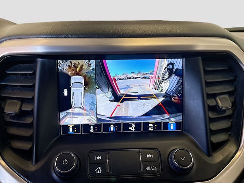 Used 2023 GMC Acadia Denali w/ Denali Ultimate Package AWD/4WD image 14