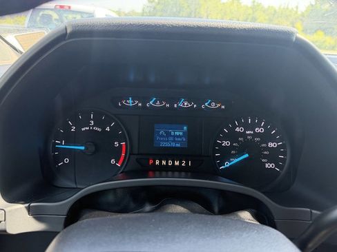 Used 2019 Ford F550 2WD Regular Cab Super Duty image 12