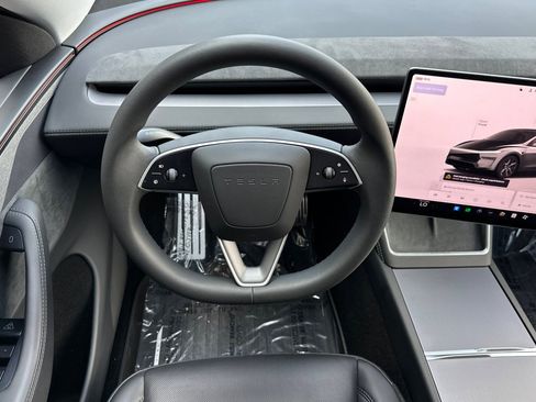 Used 2026 Tesla Model Y Long Range image 27