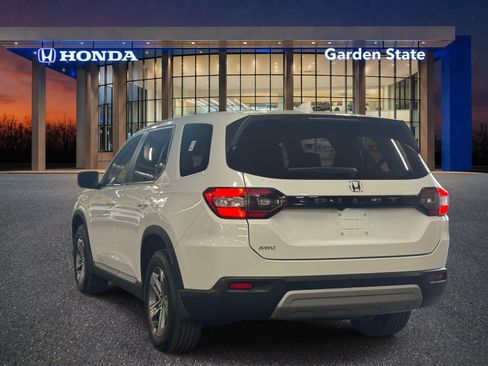 Certified 2023 Honda Pilot EX-L image 3