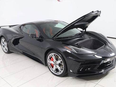 Used 2020 Chevrolet Corvette Stingray Premium Cpe w/ 3LT Preferred Equipment Group image 88