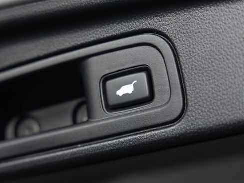 Used 2022 Honda Pilot Touring image 22