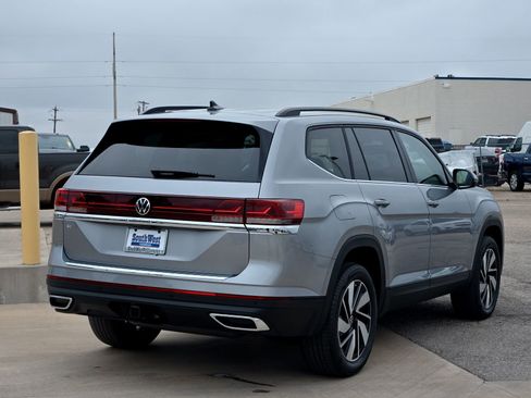 New 2026 Volkswagen Atlas SE image 4