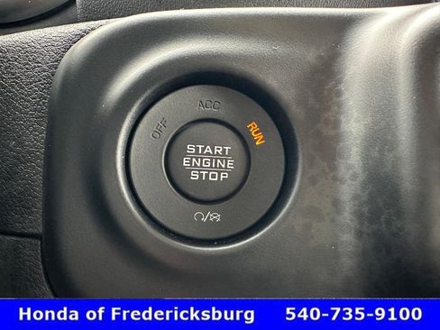 Used 2020 Jeep Wrangler Unlimited Sahara image 24