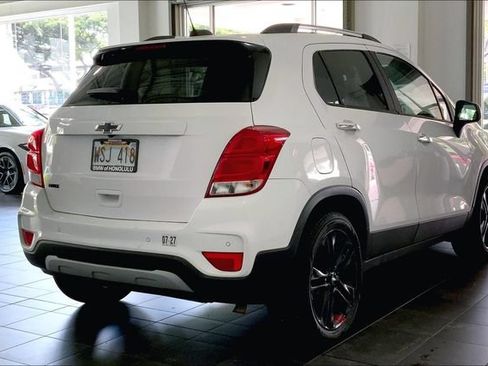Used 2018 Chevrolet Trax LT w/ Redline Edition FWD image 6