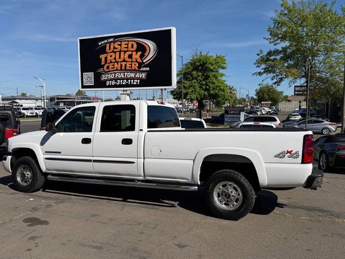 Used 2004 GMC Sierra 2500 SLE AWD/4WD image 3