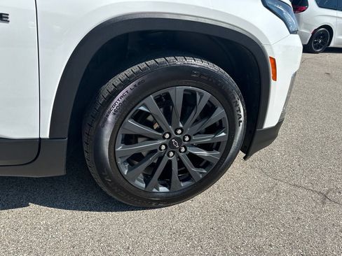 Used 2023 Chevrolet Traverse RS w/ LPO, Floor Liner Package AWD/4WD image 41
