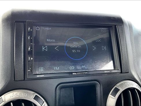 Used 2014 Jeep Wrangler Unlimited Sport image 22