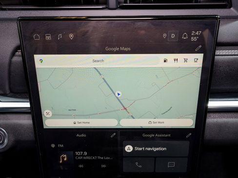 Used 2025 GMC Terrain Elevation w/ Elevation Premium Package image 16