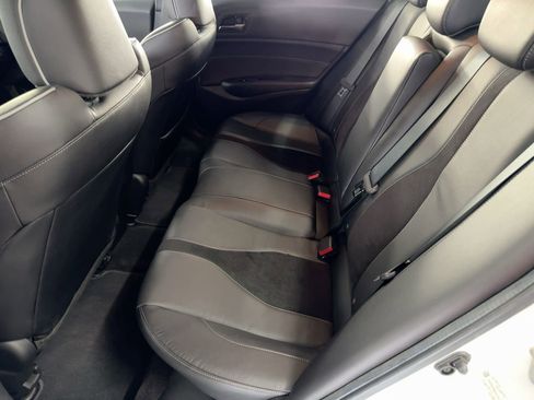 Used 2019 Acura ILX w/ Technology & A-SPEC Package image 15