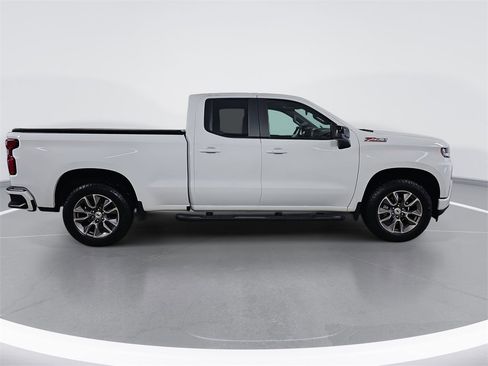 Used 2020 Chevrolet Silverado 1500 RST image 2