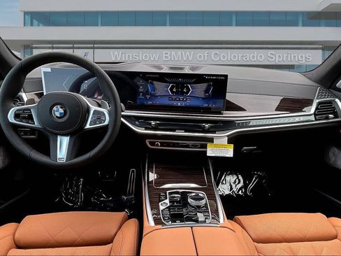 New 2027 BMW X7 xDrive40i w/ Executive Package AWD/4WD image 7