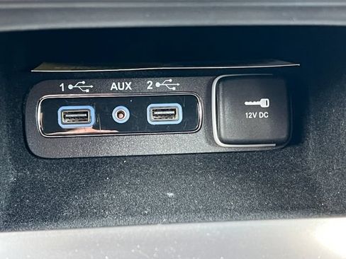 Used 2020 Jeep Grand Cherokee Limited AWD/4WD image 29