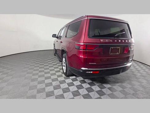 Used 2022 Jeep Wagoneer Series II AWD/4WD image 42