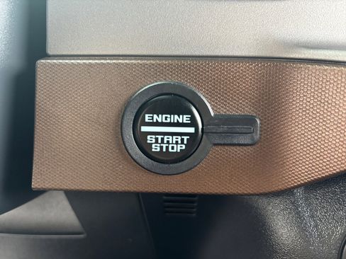 Used 2022 Ford Bronco Outer Banks image 27