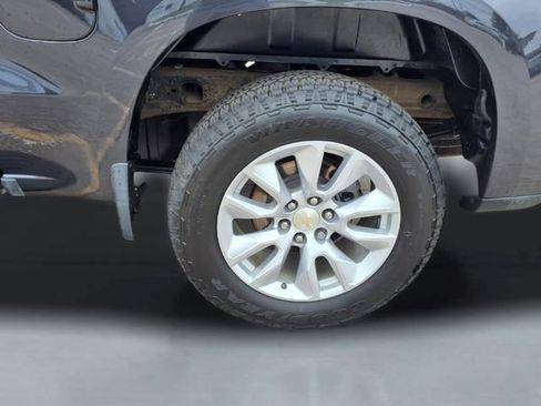 Used 2022 Chevrolet Silverado 1500 Custom AWD/4WD image 22