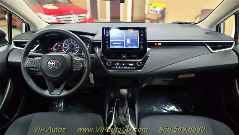 Used 2021 Toyota Corolla LE w/ Carpet Mat Package (TMS) FWD image 16