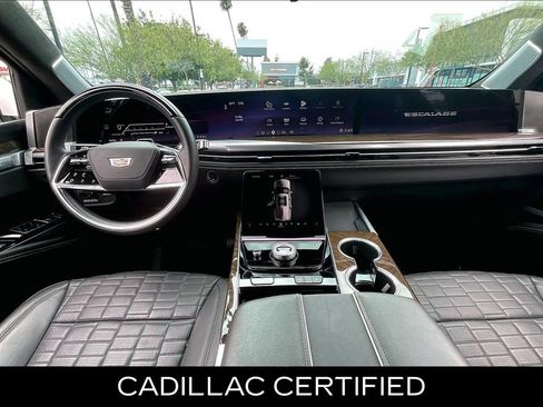 Certified 2025 Cadillac Escalade ESV Sport Platinum AWD/4WD image 14