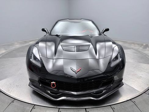 Used 2016 Chevrolet Corvette Z06 w/ 2LZ Preferred Equipment Group RWD image 2