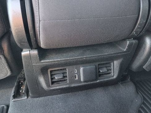 Used 2023 Chevrolet Silverado 1500 LT AWD/4WD image 38