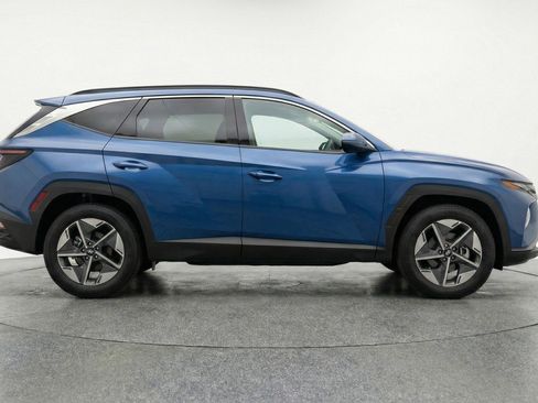 Used 2025 Hyundai Tucson SEL image 8