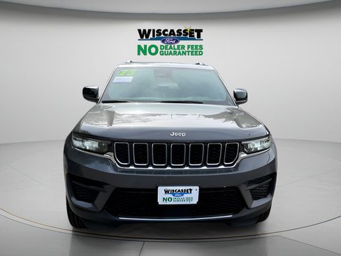Used 2025 Jeep Grand Cherokee Laredo w/ Luxury Tech Group I AWD/4WD image 10