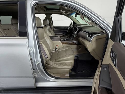 Used 2019 Chevrolet Tahoe LT AWD/4WD image 5