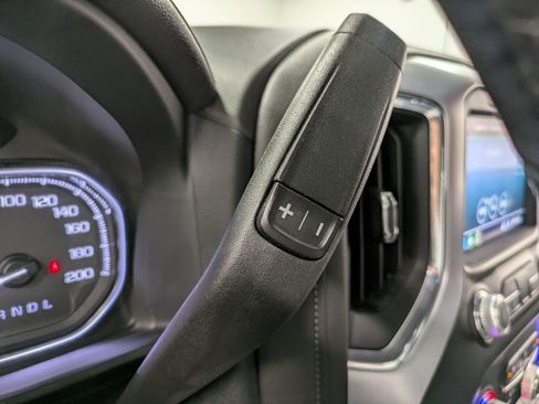 Used 2022 GMC Sierra 1500 Elevation image 19